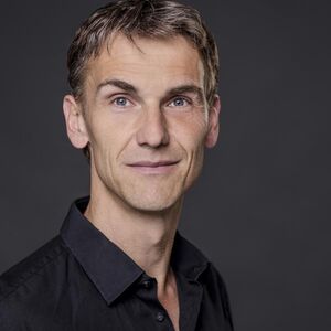 Dr. Sascha Ott Dr. Sascha Ott