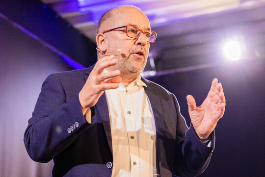 Keynote Speaker Ralf Kirchner