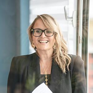 Gesagt. Gehört. Vertraut. Führung beginnt mit Worten