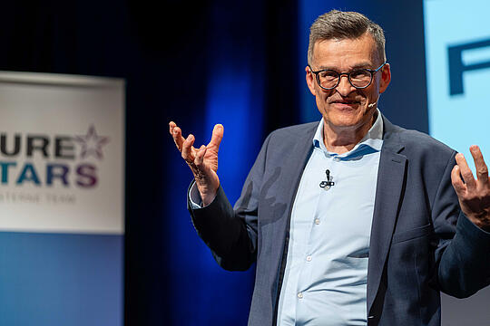 Keynote Speaker Gerhard Hanisch