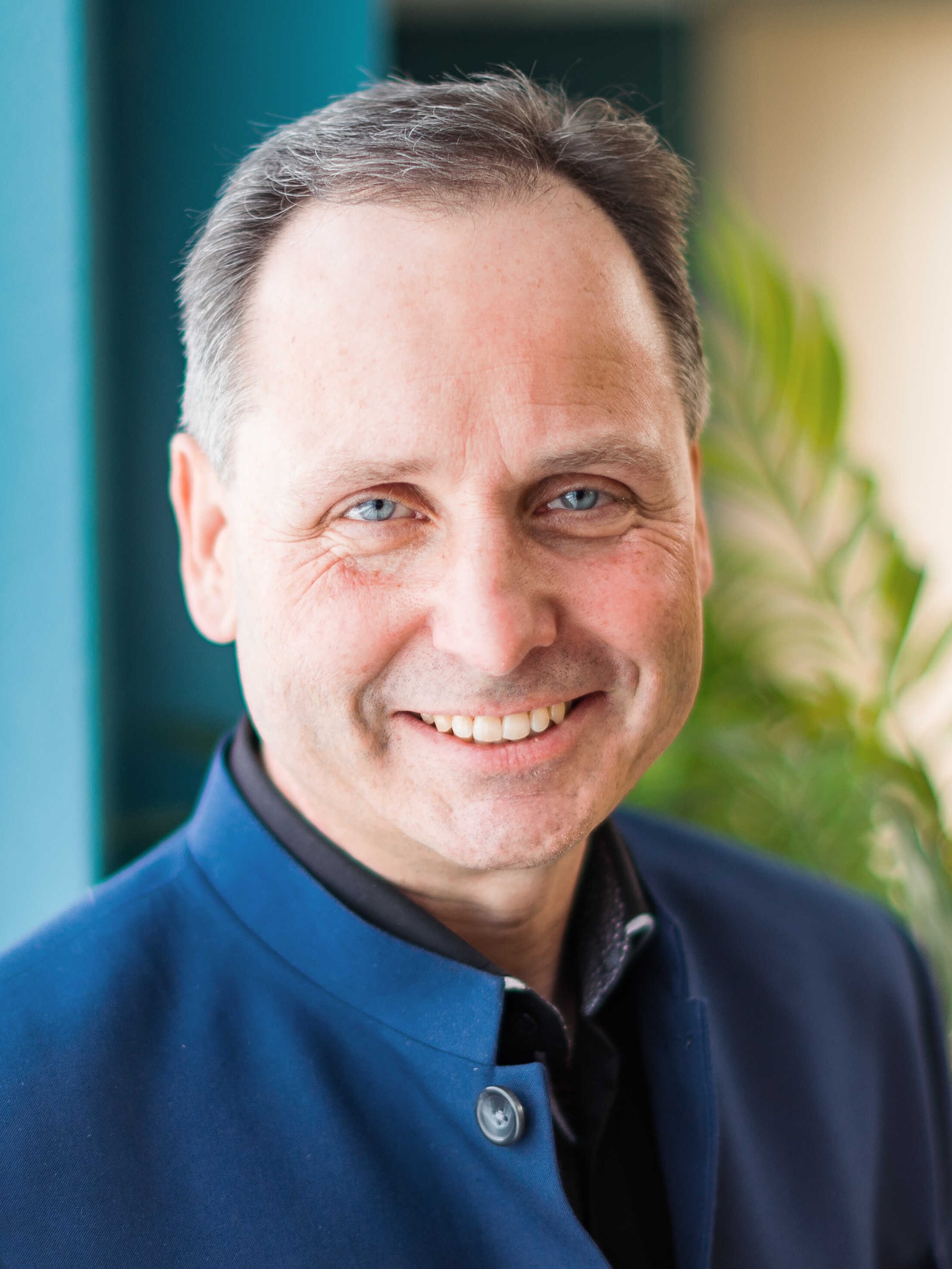 Keynote Speaker Dr. Alexander Hildenbrand