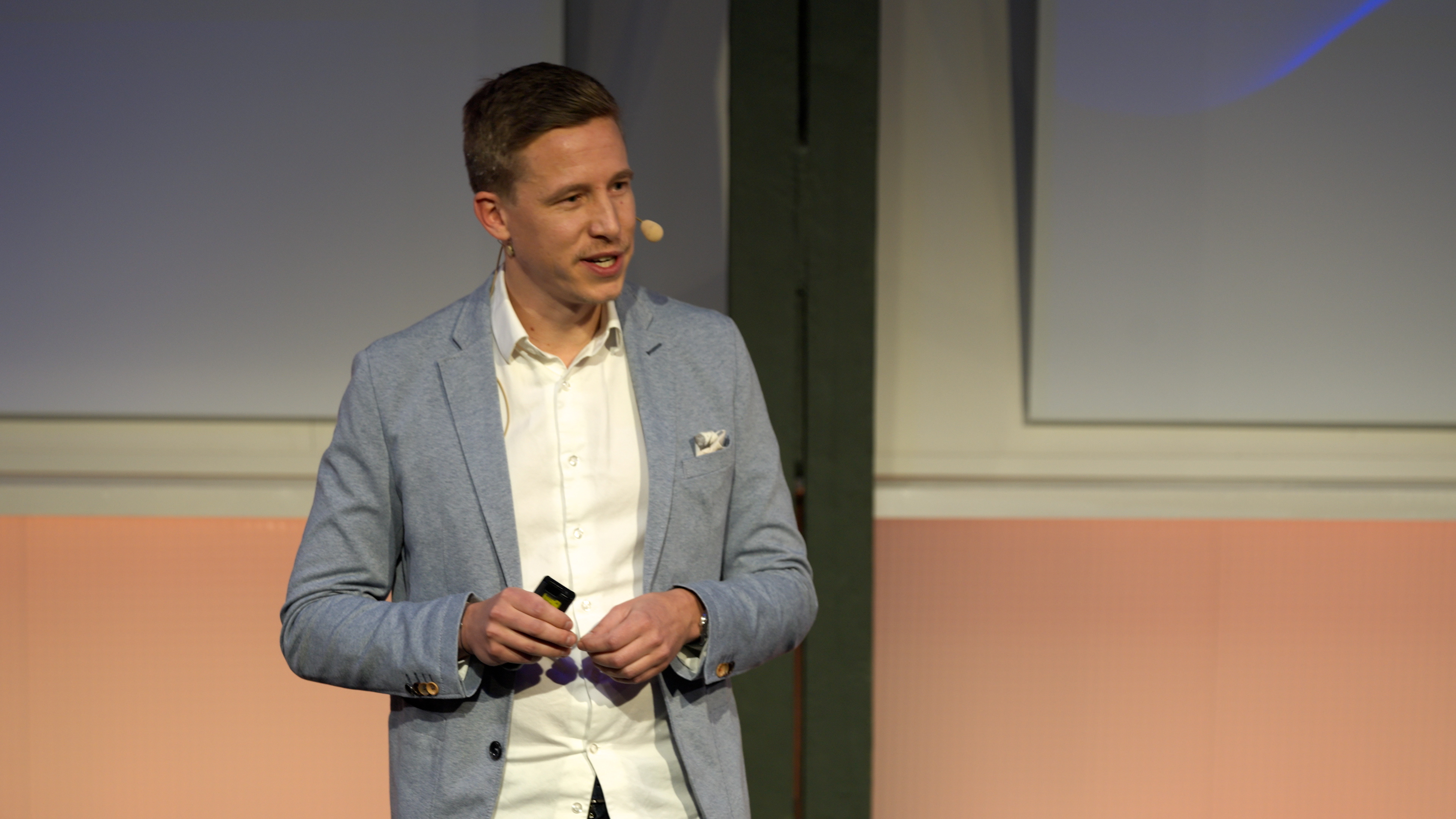 Christoph Schmiedinger Keynote Speaker Christoph Schmiedinger